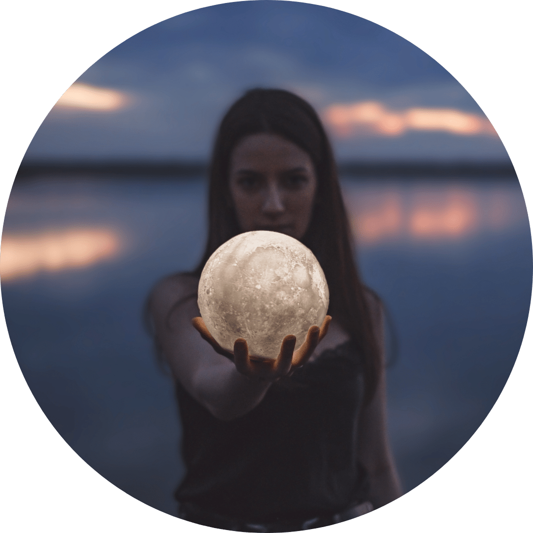 5 vidéos d’apprentissage d’environ 10 minutes suivies d’un workbook d’exercices d’introspection</p>
<p>💟 Exercice 1 - Numérologie<br />
Comprends tes énergies de chaque année grâce à la numérologie </p>
<p>💟Exercice 2 - Système nerveux<br />
Comprends les états de ton système nerveux pour pouvoir le réguler </p>
<p>💟 Exercice 3 - Planification<br />
Comprends tes besoins pour pouvoir adapter ton planning</p>
<p>💟 Exercice 4 - Astrologie<br />
Comprends ton signe astrologique pour pouvoir le rayonner !</p>
<p>💟 Exercice 5 - Méditation guidée<br />
Méditation guidée pour faire des promesses à ton corps et à ton âme </p>
<p>💟 Exercice 6 - Chakras<br />
Analyse tes chakras pour voir s'ils sont équilibrés